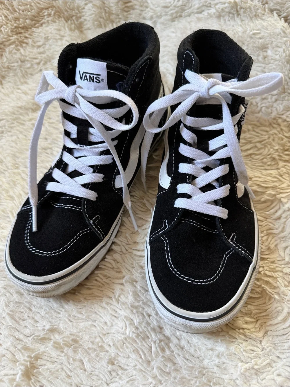 Vans Old Skool KIDS SK8-HI KIDS Boys Youth Size 4 Black High Top Suede Canvas